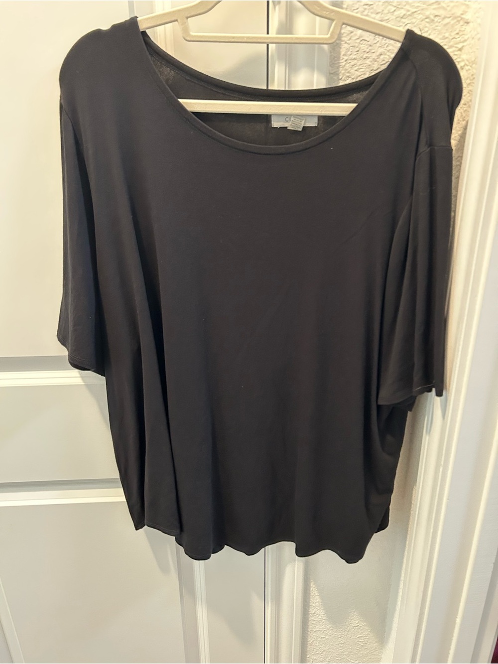 Cupio Black Relaxed Scoop Neck Top with Short Dolman Sleeves